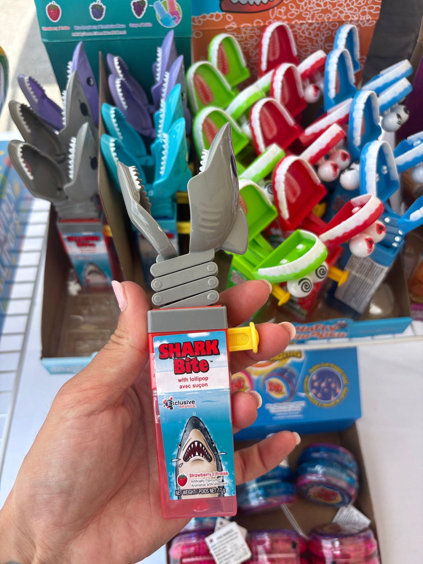 chatty chomper lollipop candy toy